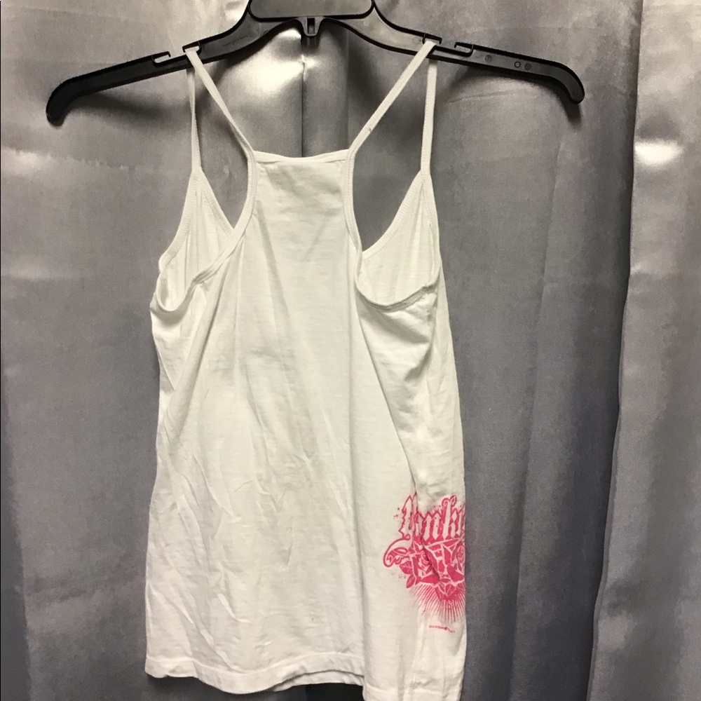 Yankees tank - Picture 4 of 5